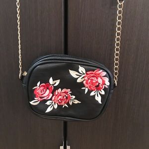 Rose Design Crossbody